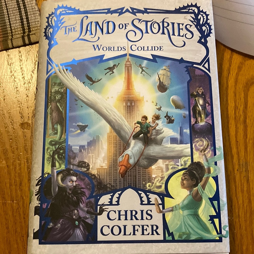 The Land of Stories Worlds Collide Book 6 by Chris Colfer